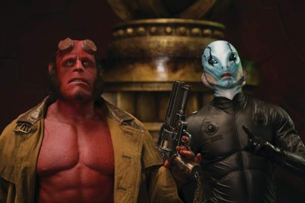 Sao kêu gọi người hâm mộ ủng hộ ‘Hellboy 3’ 2