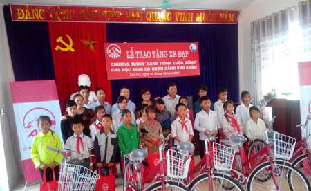 AIA Việt Nam hưởng ứng tháng hành động vì trẻ em 4