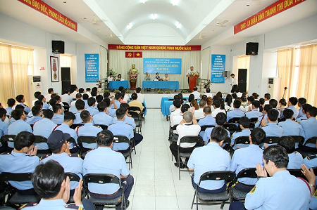 Tập đoàn Bảo vệ Long Hoàng tổ chức Hội nghị người lao động 2015 7