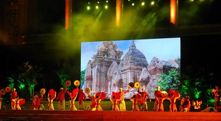 MBLand đồng hành cùng Khánh Hòa tổ chức Festival Biển Nha Trang 2015 3