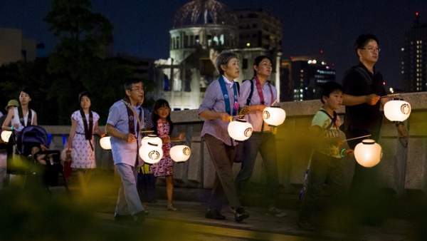 Nhật Bản tưởng niệm 70 năm thảm kịch nguyên tử tại Hiroshima 13