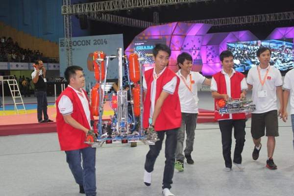 5 lần vô địch Robocon châu Á của tuyển Việt Nam 2