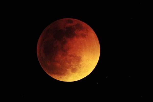 Hot: Chờ đón hiện tượng "Siêu trăng máu" lần đầu tiên xuất hiện trong 30 năm 5