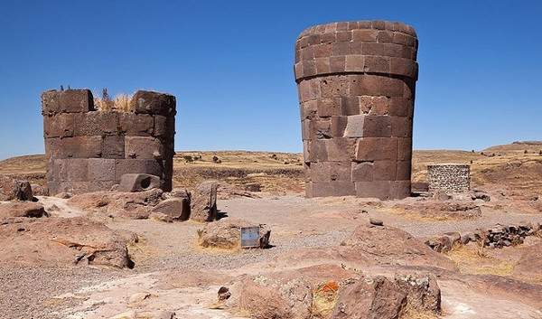 Quần thể mộ tháp cổ đại kỳ lạ ở Peru 5