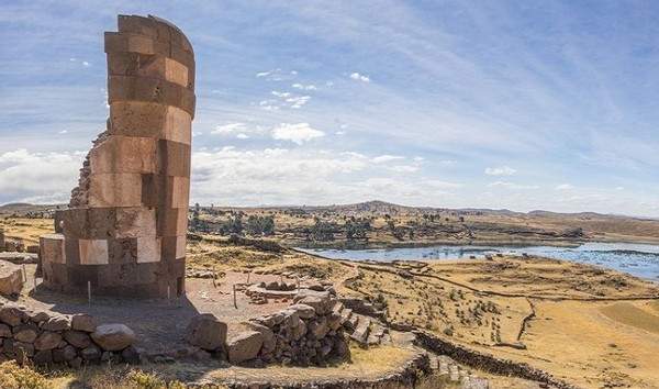 Quần thể mộ tháp cổ đại kỳ lạ ở Peru 2