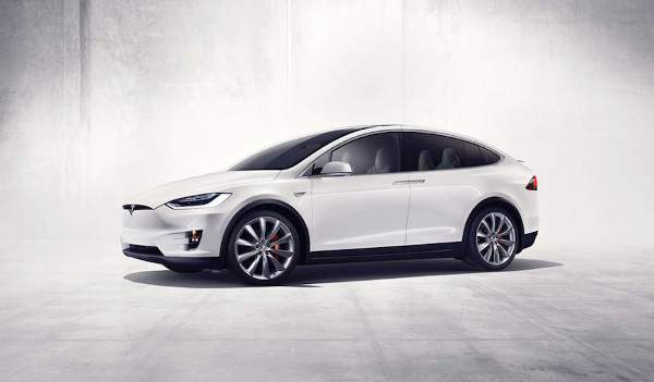 Tesla Model X chính thức ra mắt xe SUV chạy điện 5