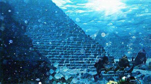 "Kim tự tháp" lạ dưới biển Nhật Bản 3