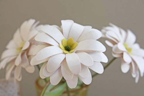 Cách làm hoa giấy siêu đẹp mà cực kì đơn giản 7