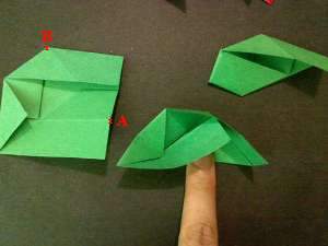 Cách gấp hoa hồng bằng giấy origami đầy ma thuật 11