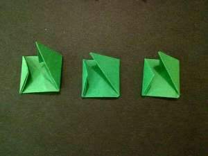 Cách gấp hoa hồng bằng giấy origami đầy ma thuật 13