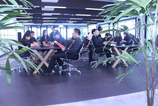 AIA Việt Nam khai trương mô hình văn phòng khác biệt và độc đáo tại Hà Nội 11