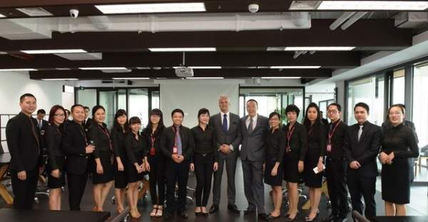 AIA Việt Nam khai trương mô hình văn phòng khác biệt và độc đáo tại Hà Nội 10