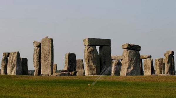 Phát hiện ngôi nhà "sinh thái" 6.300 năm tuổi gần Stonehenge 2
