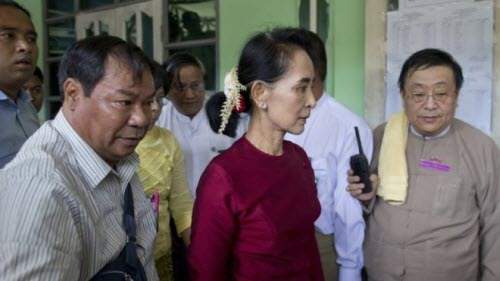 Ảnh: Toàn cảnh cuộc bầu cử lịch sử tại Myanmar 4