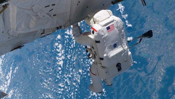 Nhìn lại trạm vũ trụ ISS sau 15 năm hoạt động 3