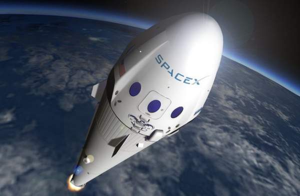 SpaceX giành được hợp đồng phóng vệ tinh của Bộ quốc phòng Hoa Kỳ
