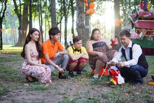 Hồ Quang Hiếu tiết lộ về bạn gái xinh đẹp trong MV Tết 2