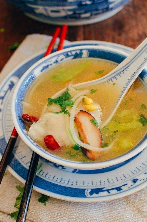 Cách nấu súp cá đậu phụ ngọt ngon cho bữa tối đầu tuần 9