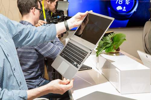 Samsung tung laptop Notebook 9 Series siêu mỏng, siêu nhẹ 6