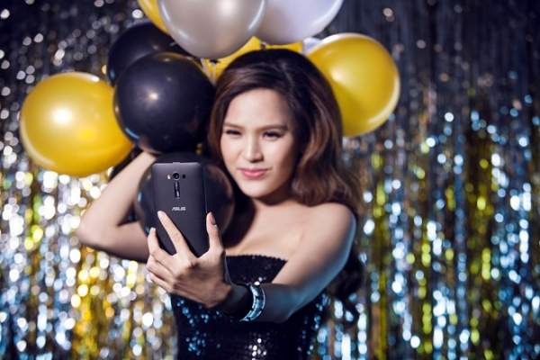 Loạt hình lung linh của các hot girl bên ZenFone 2 5