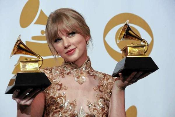 Hé lộ bí mật chấm giải Grammy 2016 3