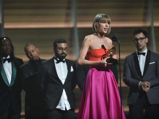 Grammy 2016: Taylor Swift lần 2 đoạt giải Album của năm 3