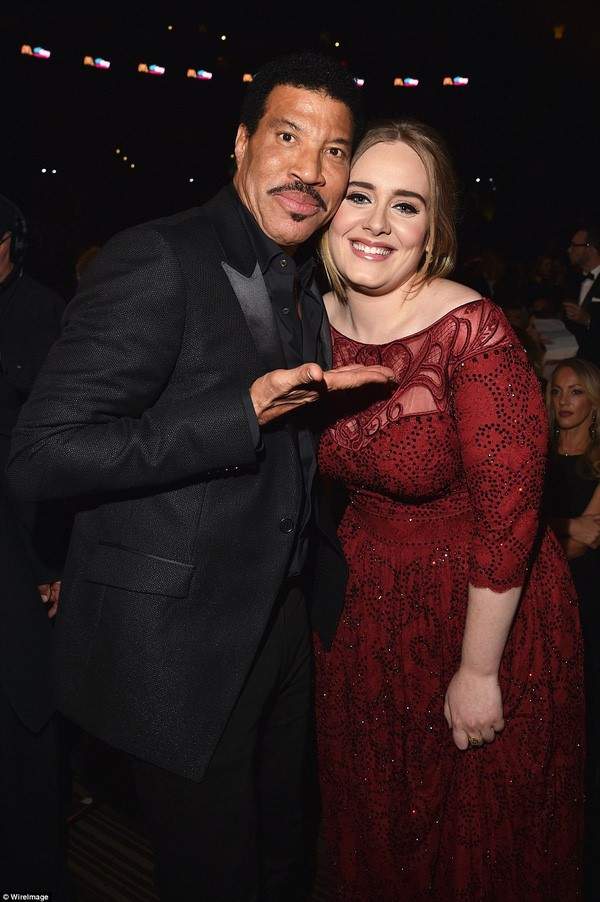 Lionel Richie đến lễ trao giải Grammy chỉ để gặp Adele 2