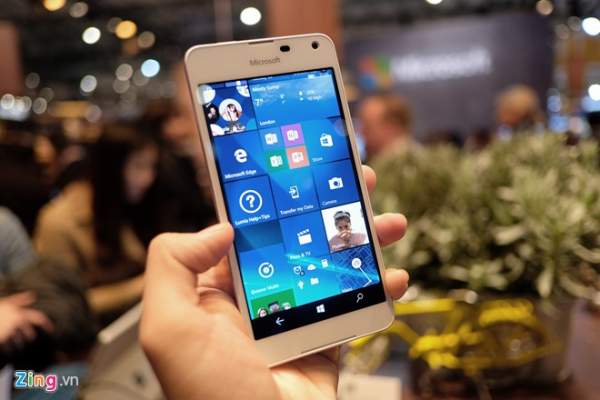 Lumia 650 vỏ kim loại, dáng mỏng xuất hiện tại MWC 2016 9