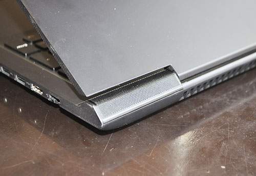 Lenovo trình làng dòng laptop "khủng" cho game thủ 4