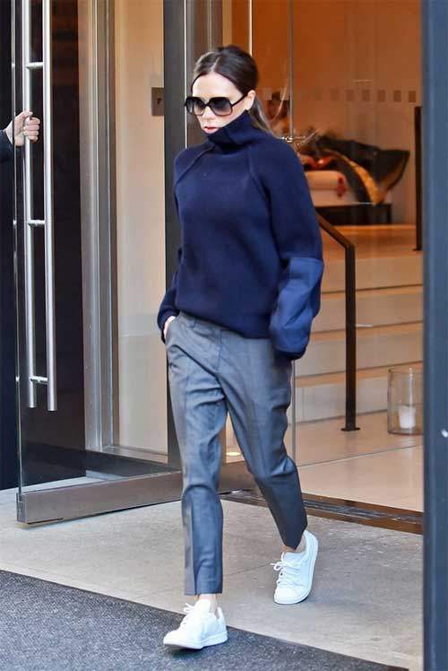 Victoria Beckham "chất phát ngất" khi bỏ giày cao gót 5