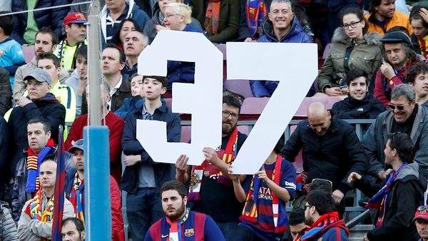 Messi, Neymar và Suarez giúp Barca thắng Arsenal 3-1 13