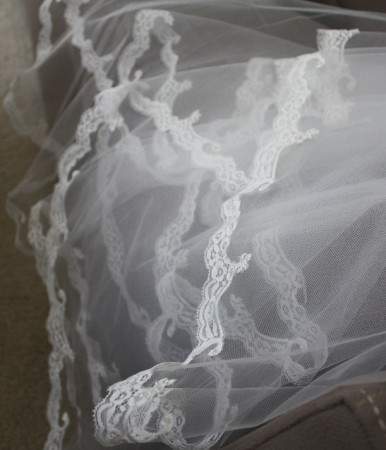Cách làm khăn voan cô dâu tặng bạn thân rạng rỡ ngày cưới 3