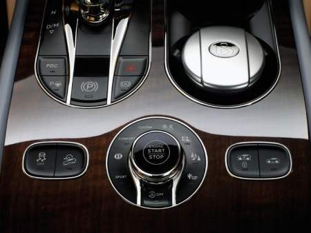 Bentley Bentayga sẽ có phiên bản mới mạnh hơn 12