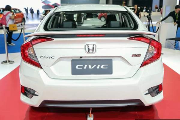 Honda Civic 1.5 Turbo bất ngờ có mặt tại Malaysia 9