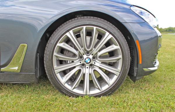 BMW ra mắt động cơ diesel quad-turbo đầu tiên trên thế giới 8