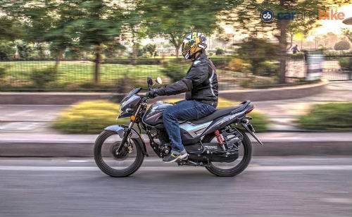 Nên mua xe côn rẻ Yamaha Saluto hay Honda CB Shine SP? 6