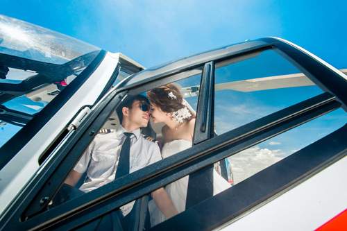 Cặp đôi chơi trội thuê phi cơ chụp ảnh cưới 10