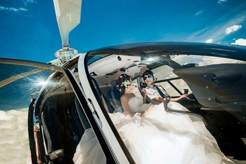 Cặp đôi chơi trội thuê phi cơ chụp ảnh cưới 4