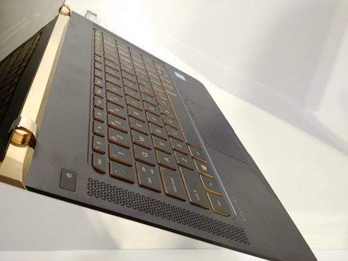 HP giới thiệu laptop mỏng nhất thế giới, giá 43 triệu đồng 8