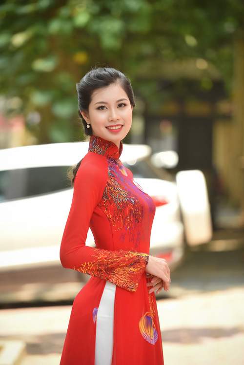 Dàn thiếu nữ xinh đẹp quy tụ ở sơ khảo Hoa hậu VN 11