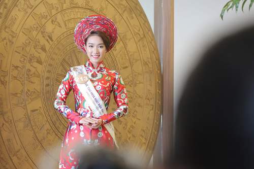 Em gái HH Diệu Hân nổi bật ở Hoa hậu Bản sắc Việt 12