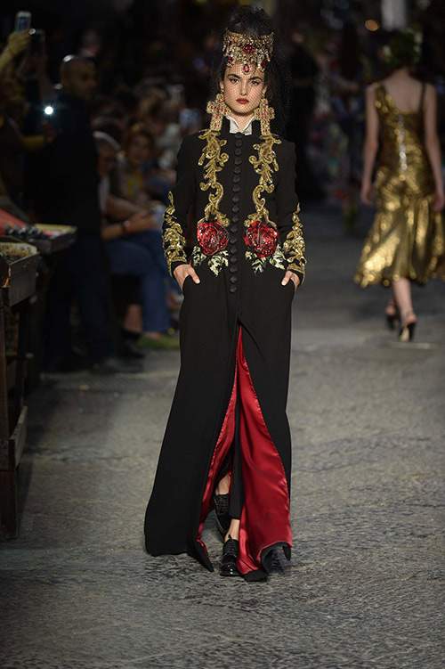 Dolce & Gabbana mở tiệc thời trang với cầu thủ và hoa hậu 36