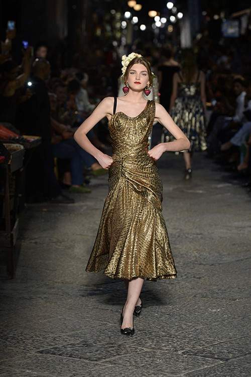 Dolce & Gabbana mở tiệc thời trang với cầu thủ và hoa hậu 15