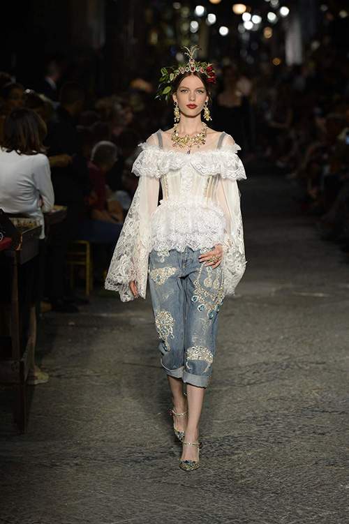 Dolce & Gabbana mở tiệc thời trang với cầu thủ và hoa hậu 30
