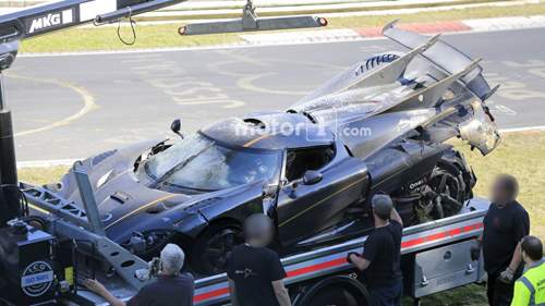 Koenigsegg One:1 giá 2 triệu đô tan tành tại Nürburgring 9