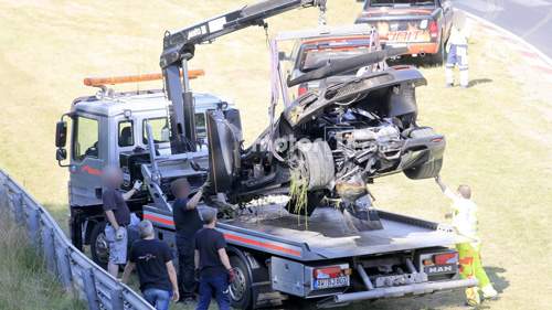 Koenigsegg One:1 giá 2 triệu đô tan tành tại Nürburgring 12