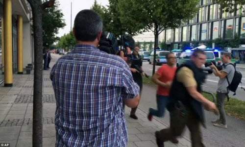 Ảnh hiện trường xả súng khiến 10 người chết ở Đức 8