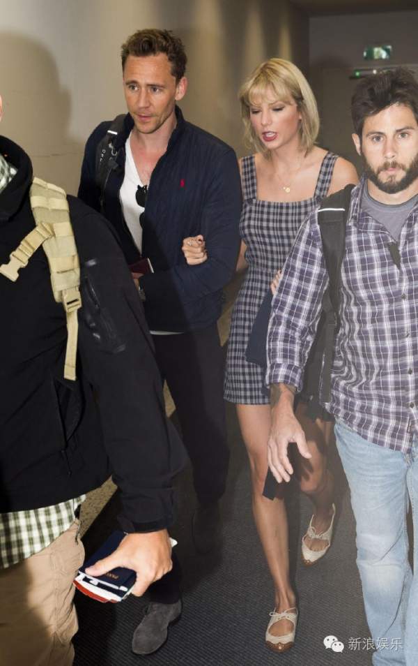 Tom Hiddleston bị "soi" đi một đôi giày hẹn hò Taylor Swift 6