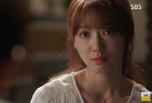 Chuyện tình bác sĩ tập 17: Park Shin Hye trừng mắt, to tiếng với Kim Rae Won 9