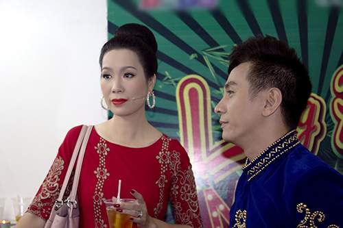 Á hậu Trịnh Kim Chi đắt show làm giám khảo 9